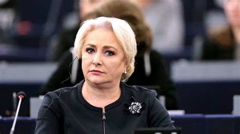 Viorica Dăncilă și